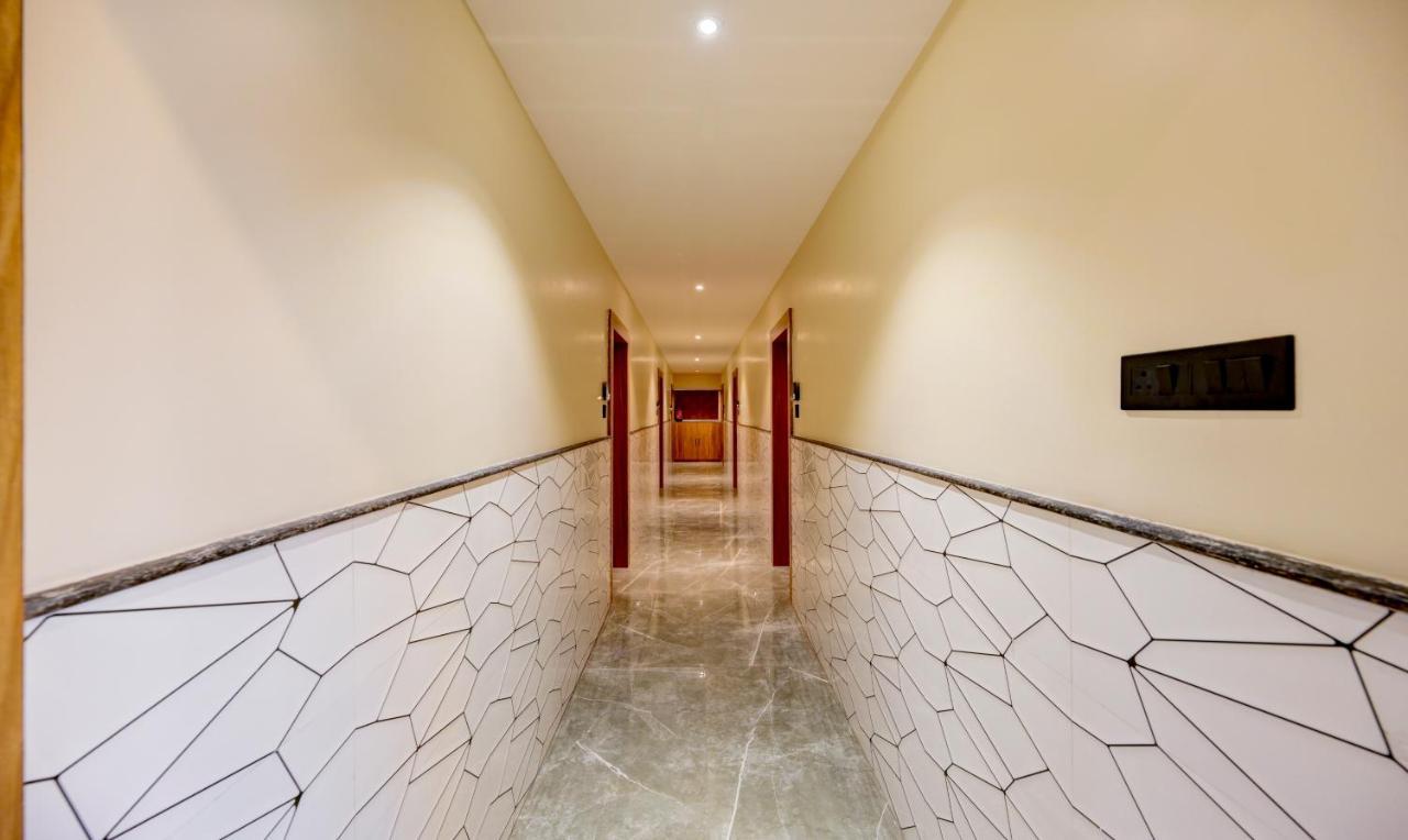 Treebo Aasma Downtown Hotel Bhuvanesvar Kültér fotó