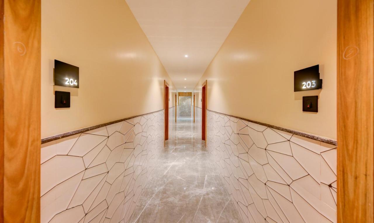 Treebo Aasma Downtown Hotel Bhuvanesvar Kültér fotó